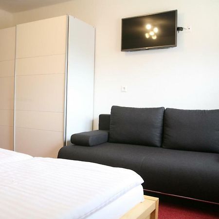 Apartment Koell Aich  Bagian luar foto